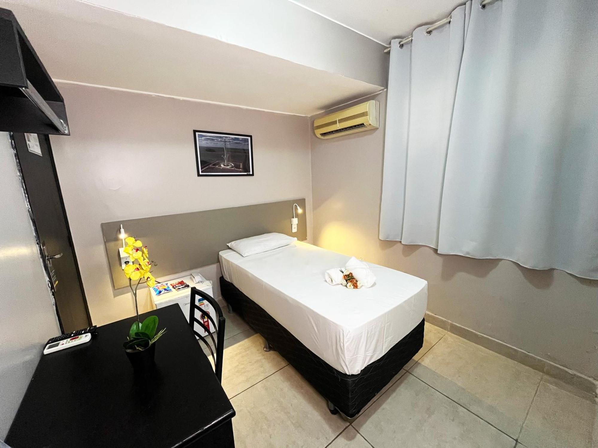 Hotel Montana Aeroporto Núcleo Bandeirante 外观 照片